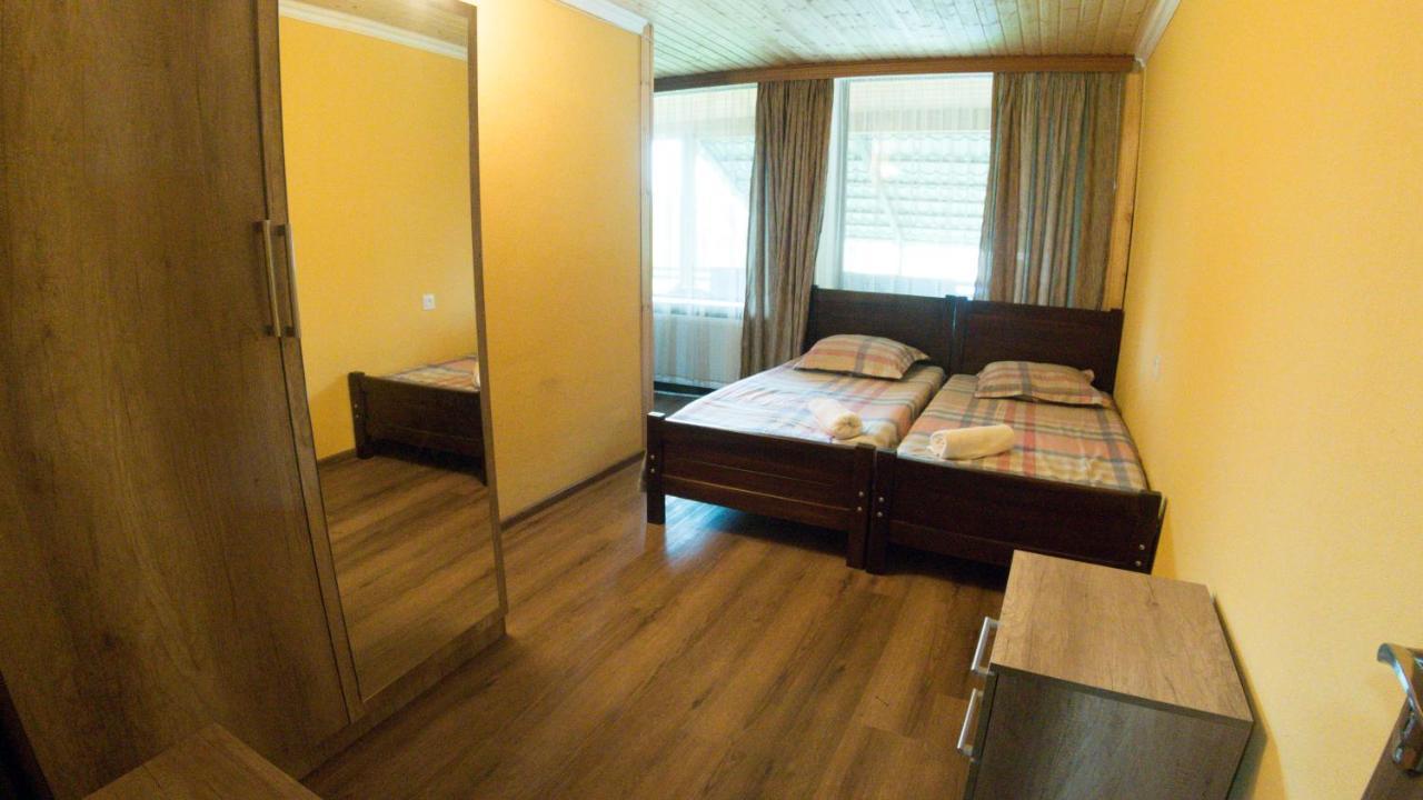 Hotel Eco House In Bakuriani Ngoại thất bức ảnh