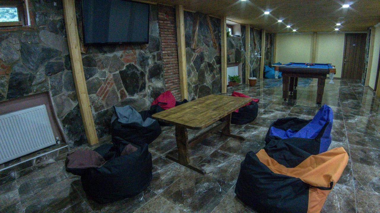 Hotel Eco House In Bakuriani Ngoại thất bức ảnh